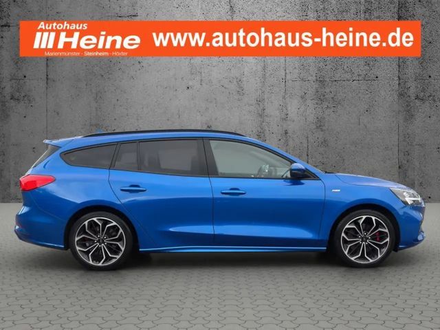 Ford Focus ST Line Wagon