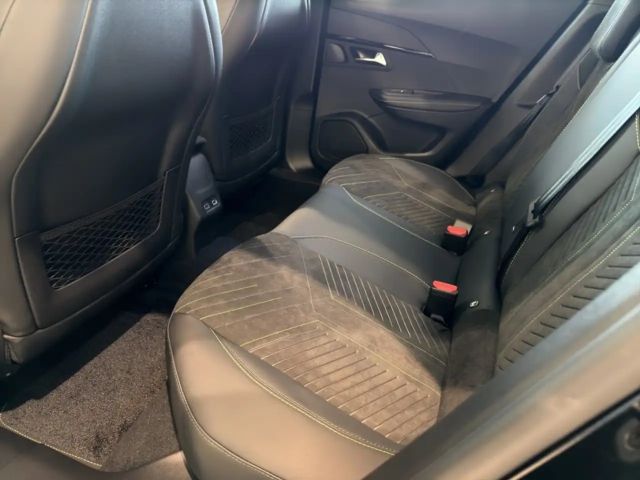 Peugeot 2008 EAT8 GT-Line