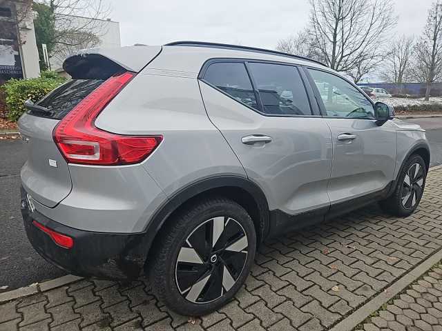 Volvo XC40 Plus