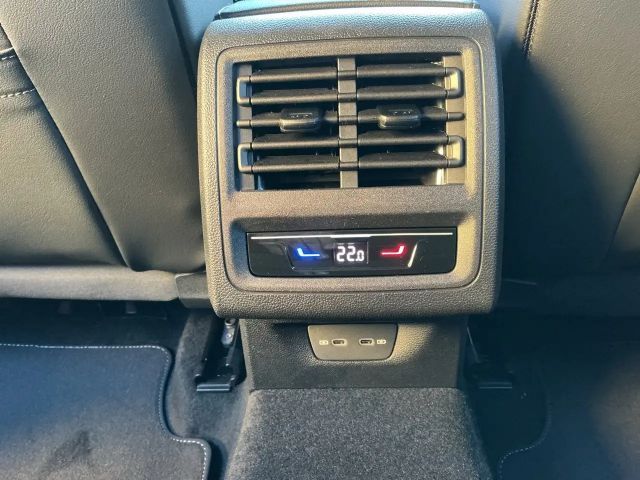 Volkswagen Golf Rabbit TSI