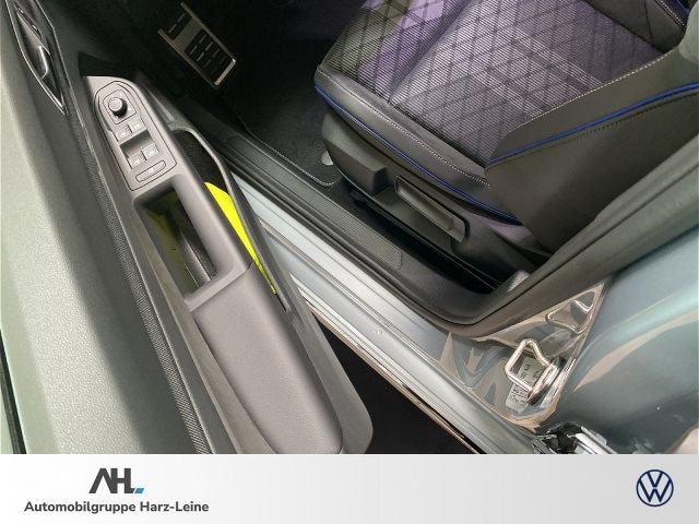 Volkswagen Golf 1.5 TSI Golf VIII IQ.Drive