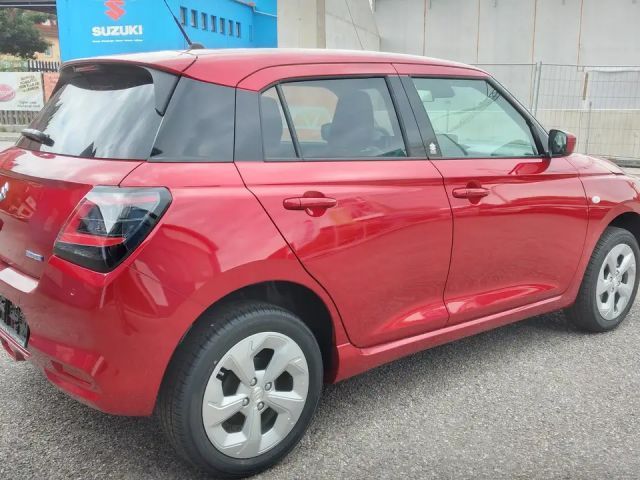 Suzuki Swift AllGrip Hybrid Shine