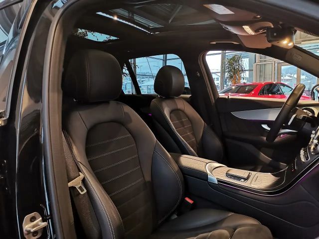Mercedes-Benz GLC 300 4MATIC AMG Line