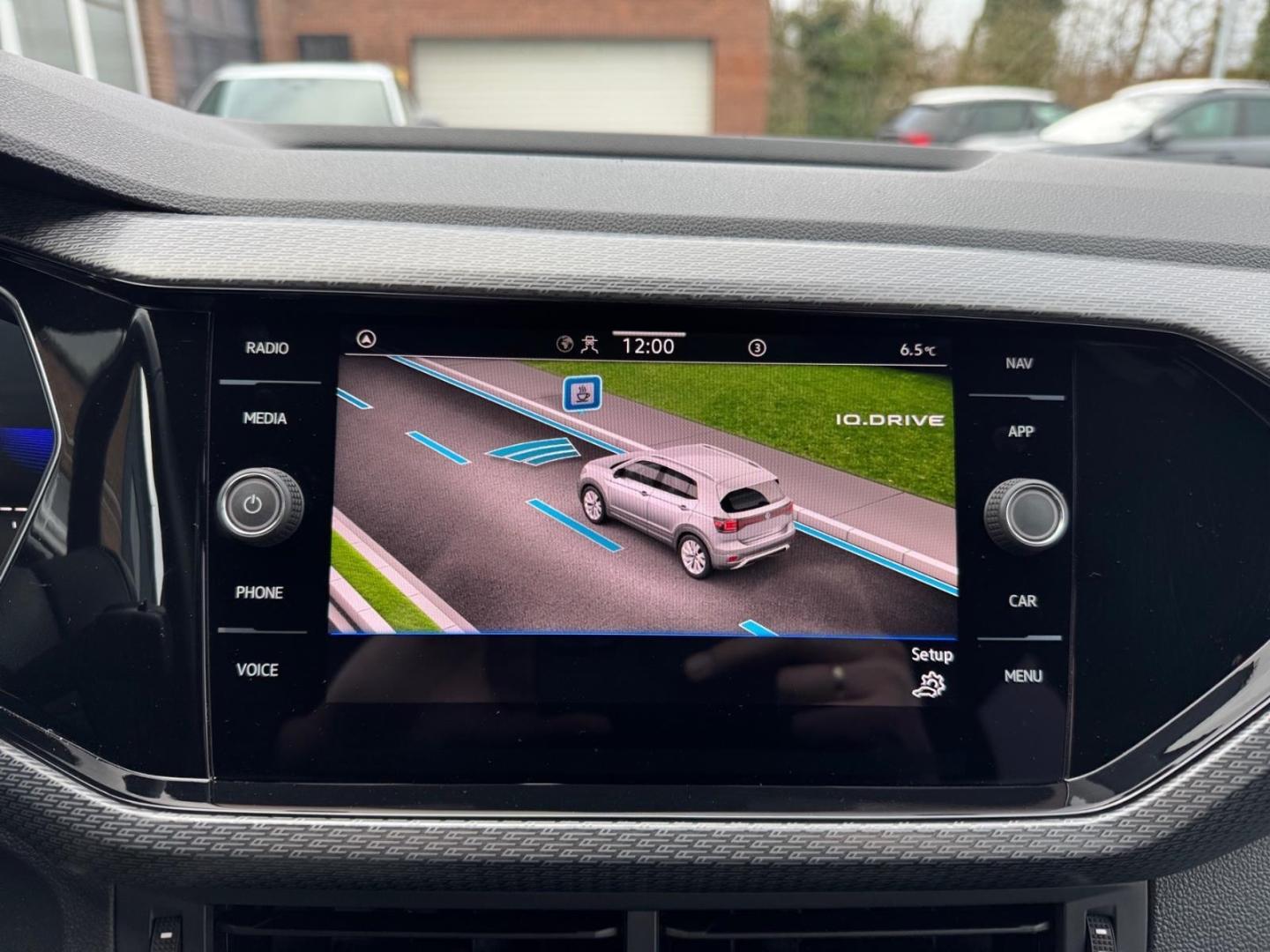 Volkswagen T-Cross 1.0 TSI Life R-Line