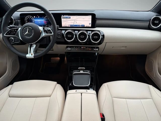 Mercedes-Benz A 200 A 200 d Hatchback