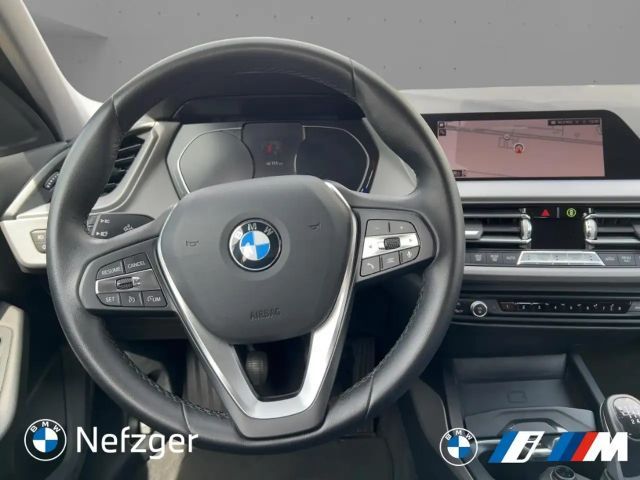 BMW 116 116d Sedan