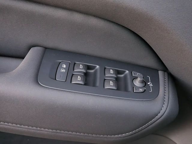 Volvo XC60 AWD Dark Plus