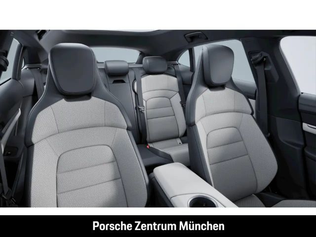 Porsche Taycan 4 Cross Turismo