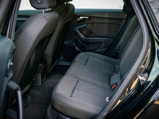 Audi A3 30 TFSI S-Tronic Sedan