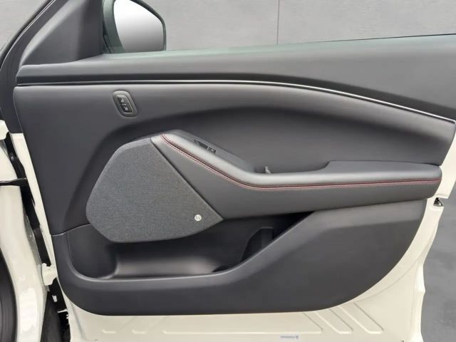 Ford Mustang Mach-E Premium