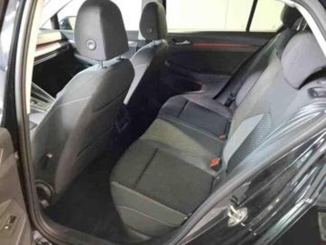 Volkswagen Golf 2.0 TDI DSG Golf VIII