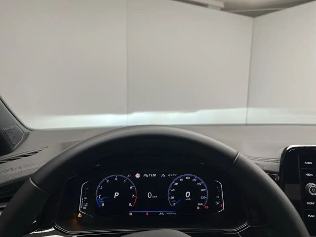 Volkswagen T-Roc 1.5 TSI DSG R-Line