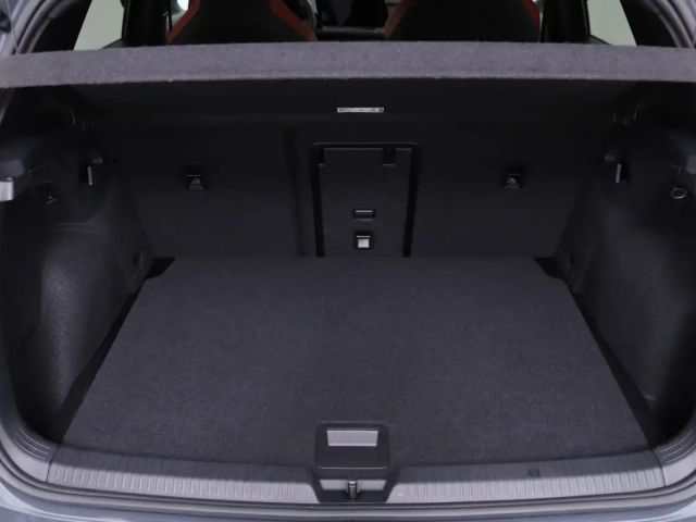 Volkswagen Golf 2.0 TSI DSG GTI