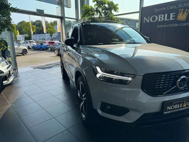 Volvo XC40 R-Design