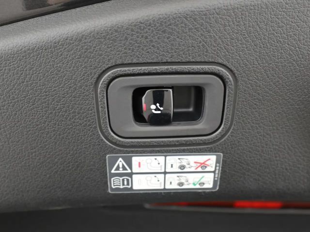 Mercedes-Benz CLE 200 AMG Line Coupé