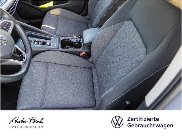 Volkswagen Golf 1.5 eTSI DSG Golf VIII
