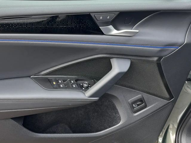 Volkswagen Tiguan 4Motion DSG R-Line