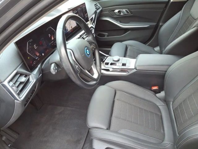 BMW 320 320e Touring