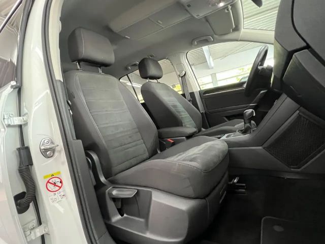 Volkswagen Touran 2.0 TDI Highline