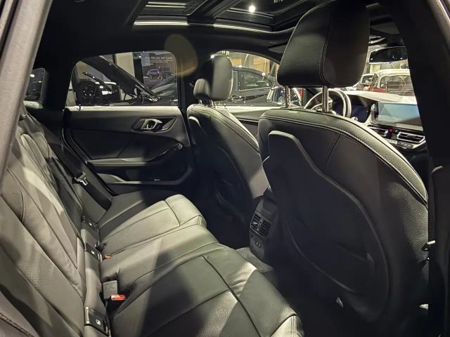 BMW 220 220i Coupé M-Sport