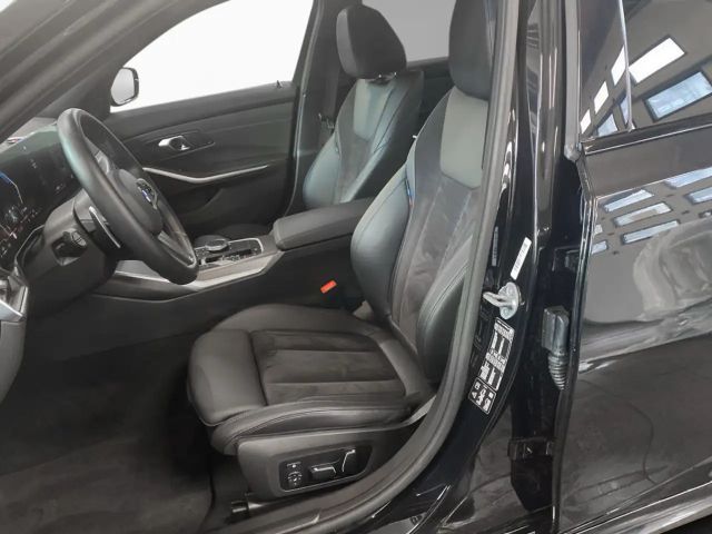 BMW 320 320d Sedan xDrive