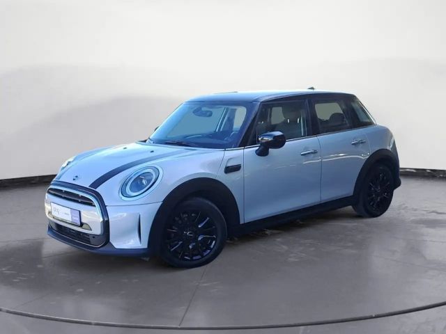 MINI Cooper MINI Yours Trim Steptronic Klimaaut. PDC
