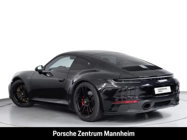 Porsche 992 4 Carrera Coupé GTS
