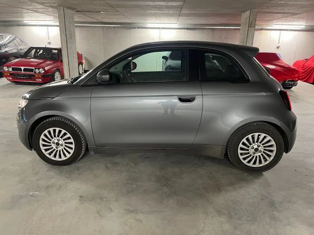 Fiat 500e 42 kWh