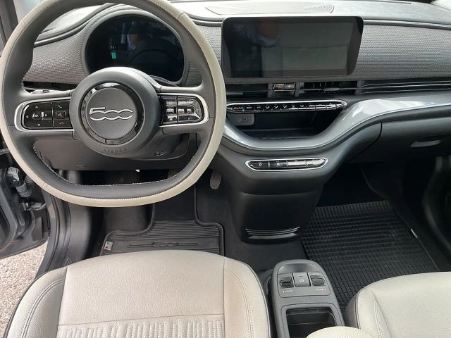 Fiat 500e 42 kWh La Prima by Bocelli