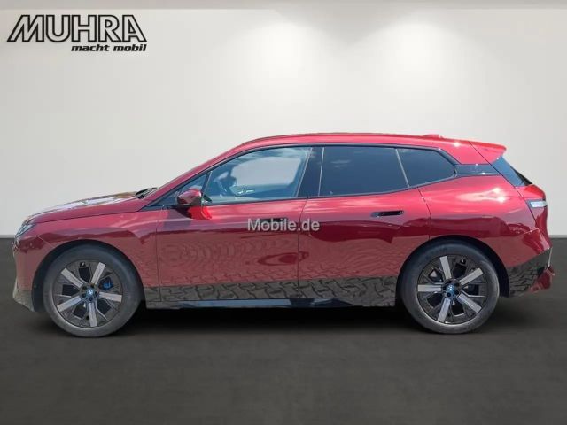 BMW iX xDrive40