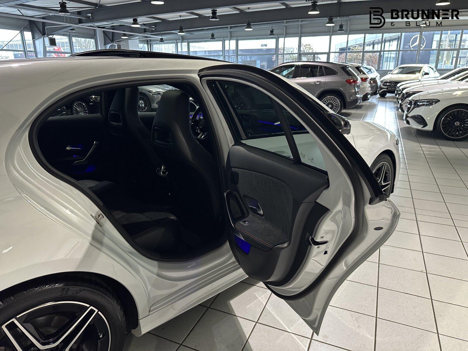 Mercedes-Benz A 250 4MATIC AMG Line