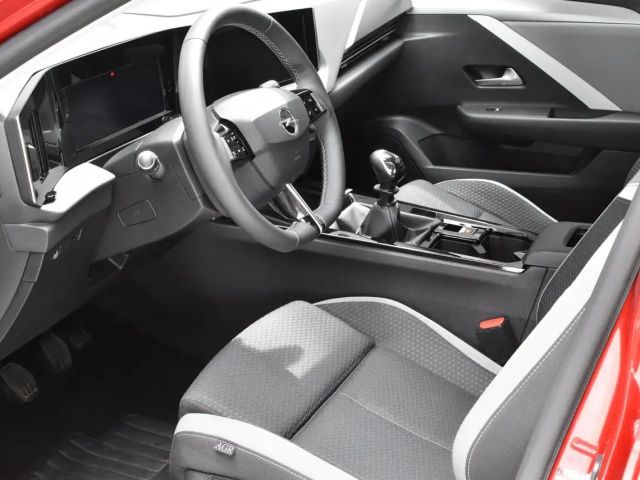 Opel Astra 1.2 Turbo Edition