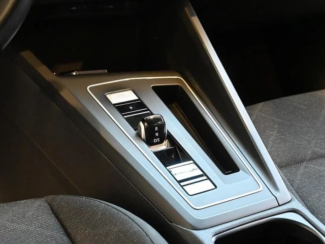 Volkswagen Golf DSG Life Variant