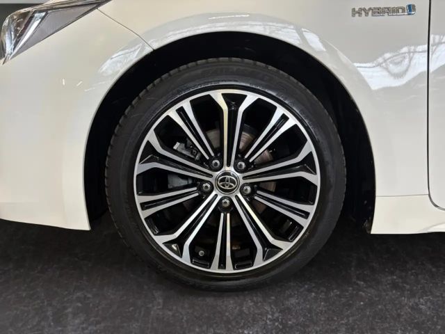 Toyota Corolla Hybride Team D