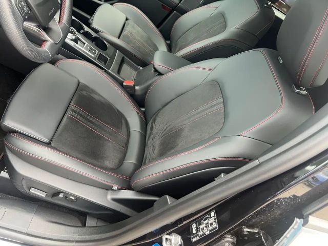 Ford Kuga Hybrid ST Line X