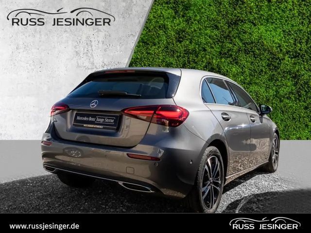 Mercedes-Benz A 200 Progressive