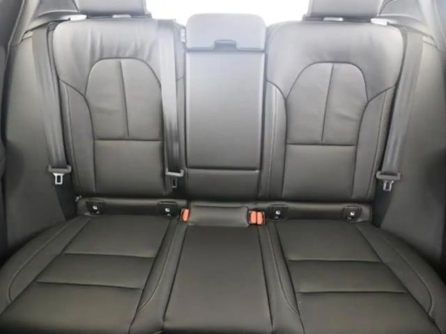 Volvo XC40 Dark Plus