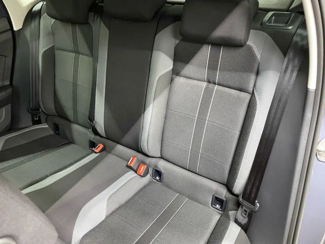 Volkswagen Polo 1.0 TSI DSG Style