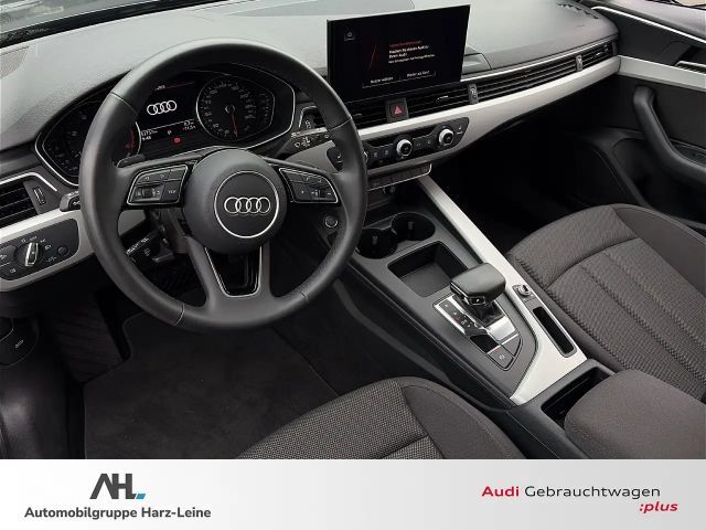 Audi A4 35 TDI Avant S-Line