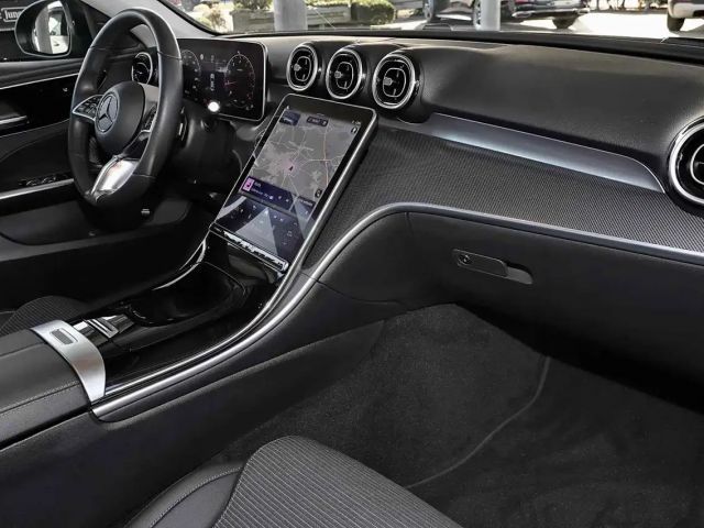 Mercedes-Benz C 180 Sedan