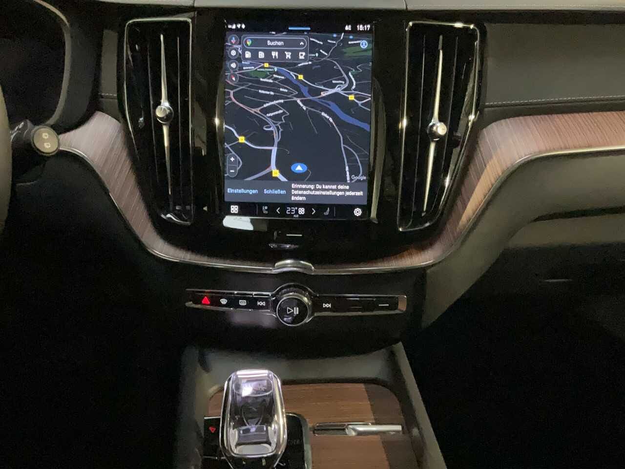 Volvo XC60 XC60 Bluetooth Head Up Display Navi LED Vollleder Klima Standhzg Einparkhilfe el