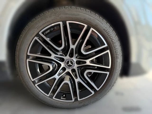 Mercedes-Benz GLA 200 4MATIC AMG Line GLA 200 d