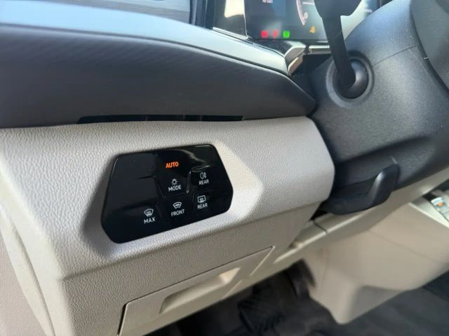 Volkswagen Multivan IQ.Drive Life T7