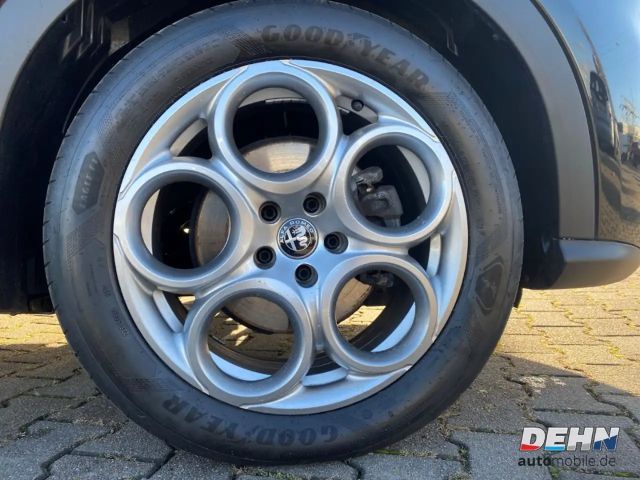 Alfa Romeo Tonale 1.6 TD Sprint AT SHZ LRHZ LED Navi VZE