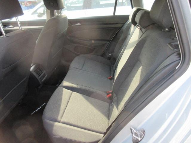 Volkswagen Golf 1.5 eTSI DSG Life Variant