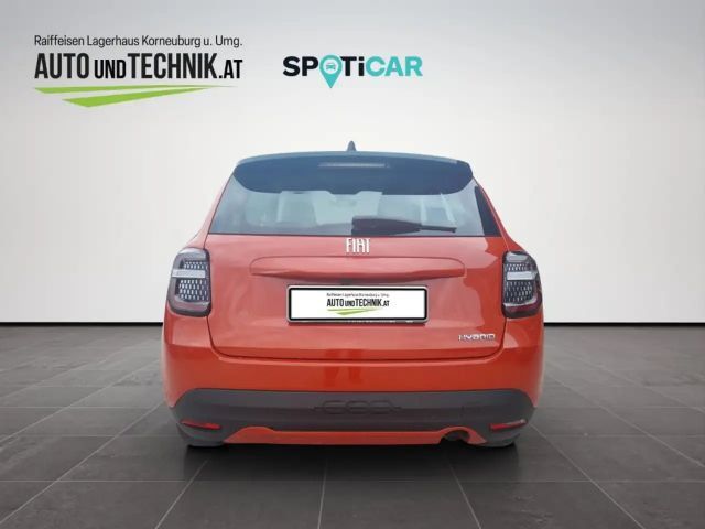 Fiat 600e HYBRID 100 6-Gang eDCT