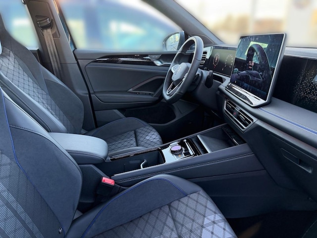 Volkswagen Tiguan 1.5 eTSI DSG R-Line