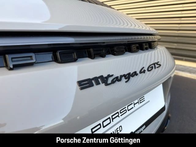 Porsche 992 4 Coupé GTS Targa