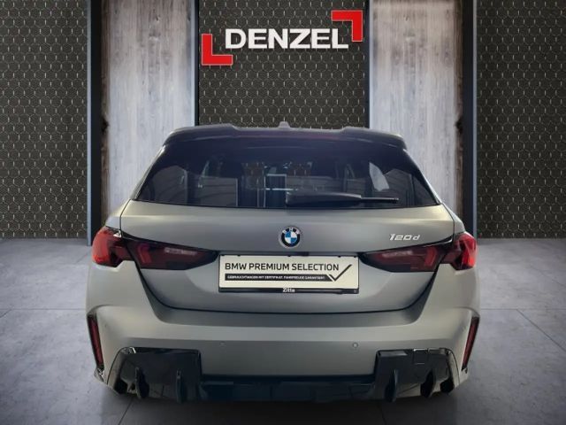 BMW 120 120d 5-deurs Sedan