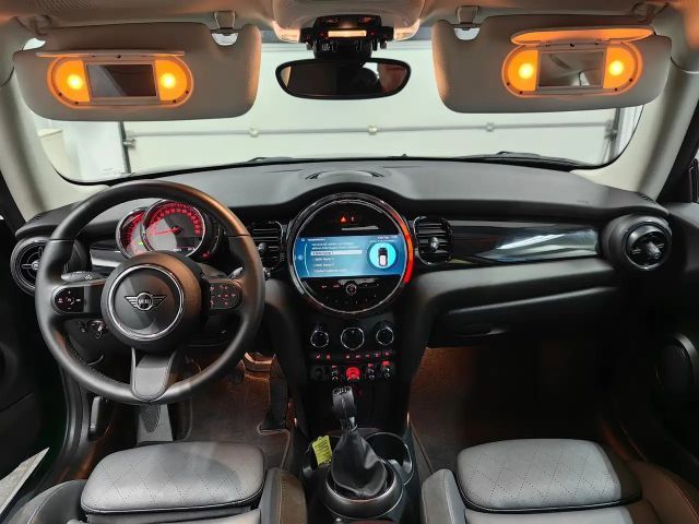 MINI Cooper Classic Trim*DAB*LED*So+Wi*LightAss*AppleCarplay